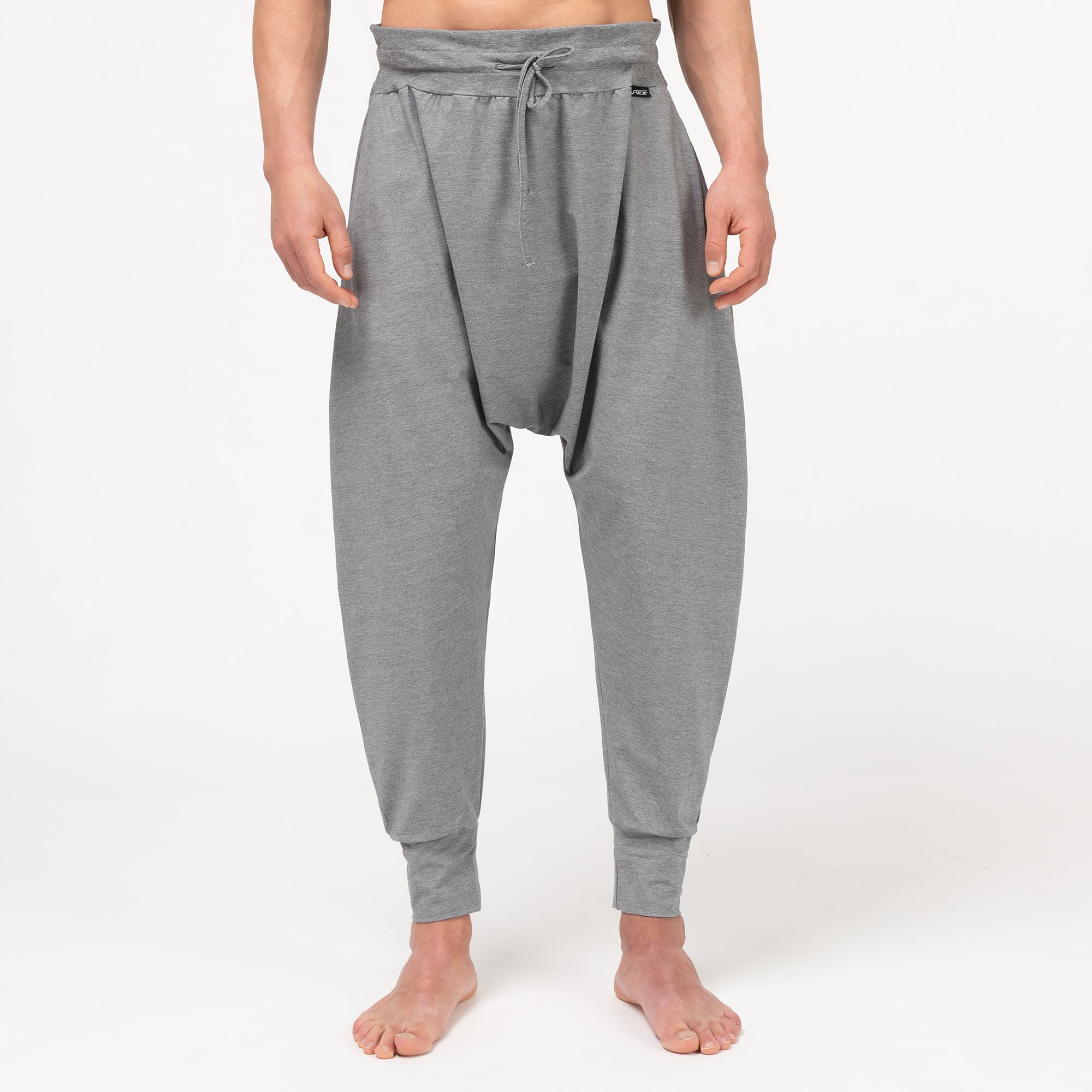 CHRONOS-Herren-Pluderhose-GREY-FRONT-VIEW-HALF-BODY